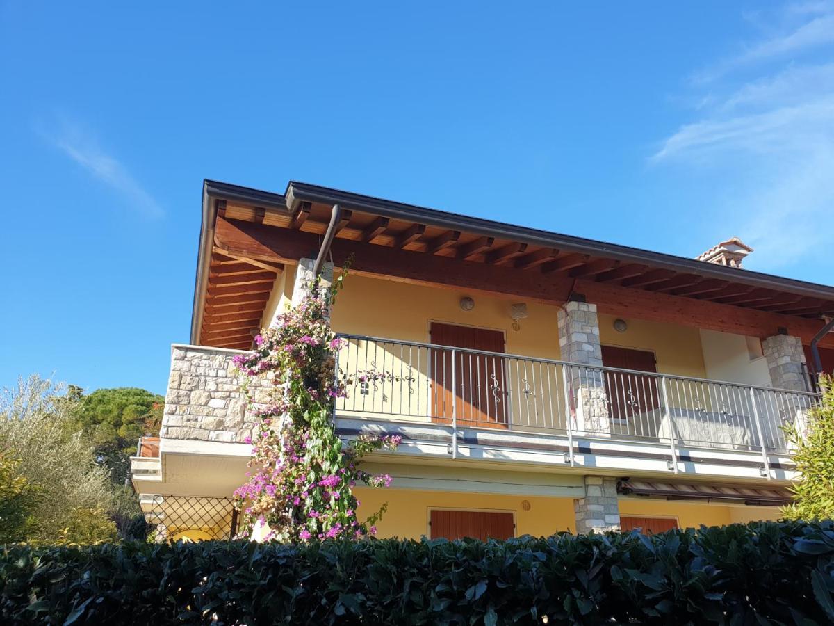 La Fenice Holiday Apartment Manerba del Garda Ngoại thất bức ảnh