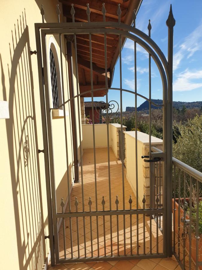 La Fenice Holiday Apartment Manerba del Garda Ngoại thất bức ảnh