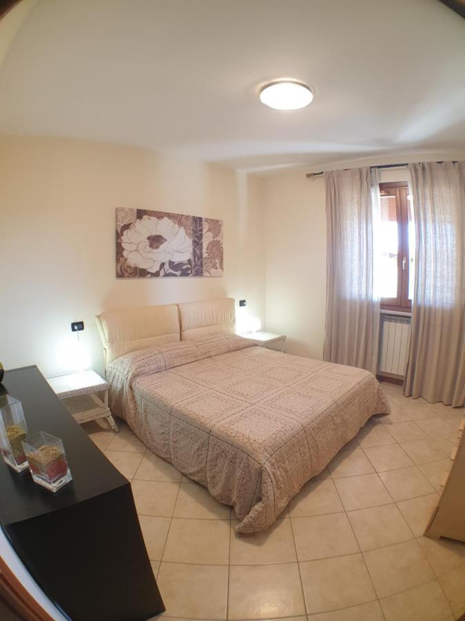 La Fenice Holiday Apartment Manerba del Garda Ngoại thất bức ảnh